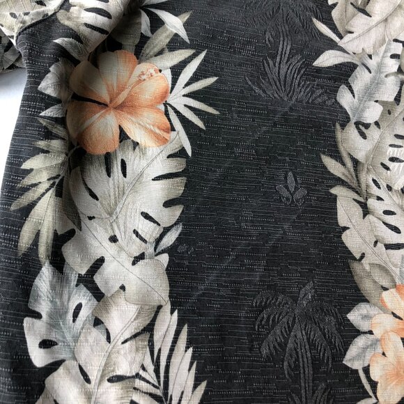 Tommy Bahama 100% Silk Hawaiian Shirt Copyrighted Print Button Up Mens Size XL - Picture 15 of 16